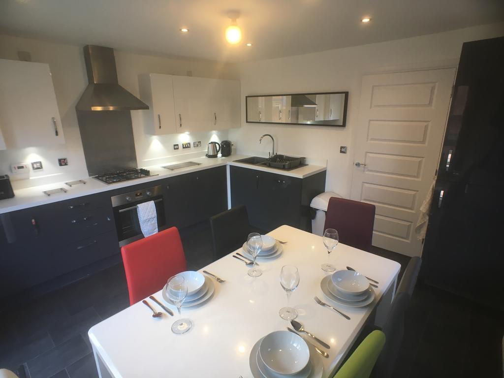Canal View Homestay Ковентри Экстерьер фото