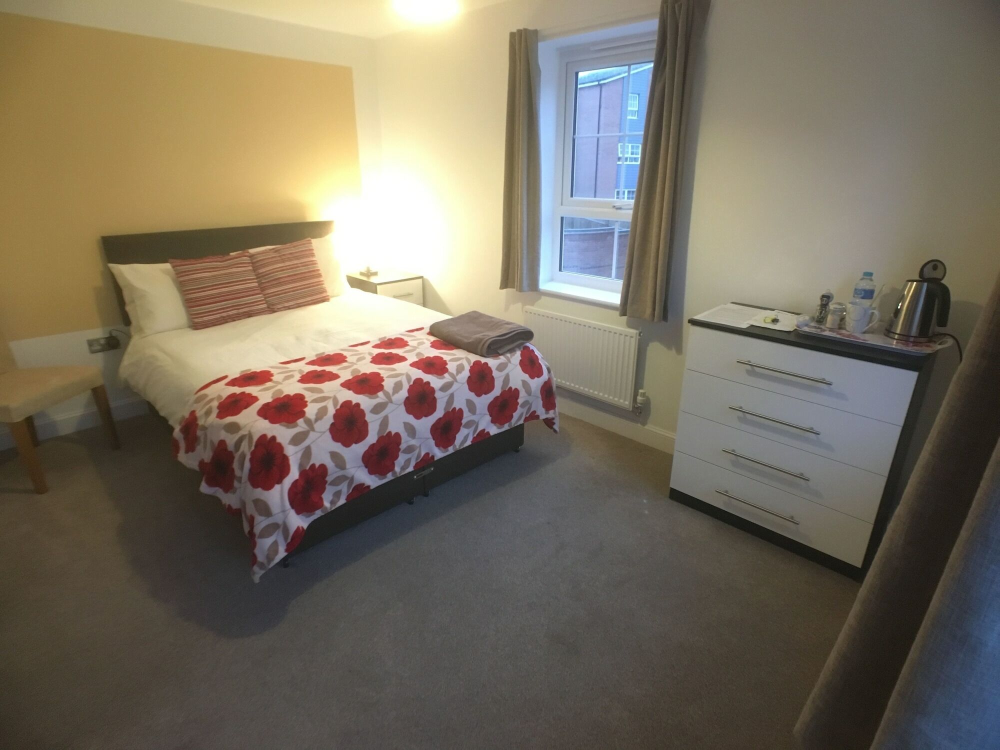 Canal View Homestay Ковентри Экстерьер фото